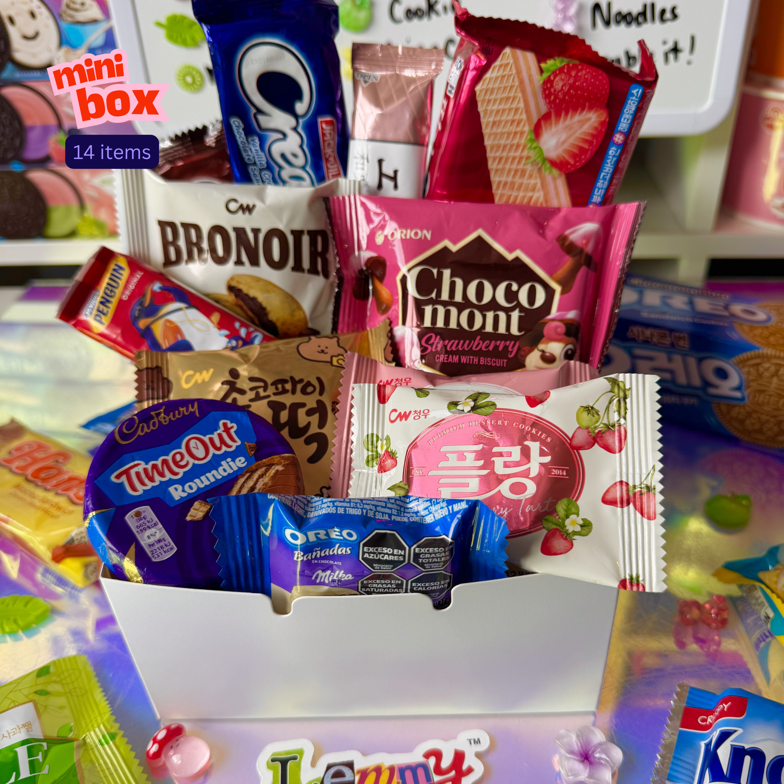 Foreign Cookies Box - 14/22 pcs